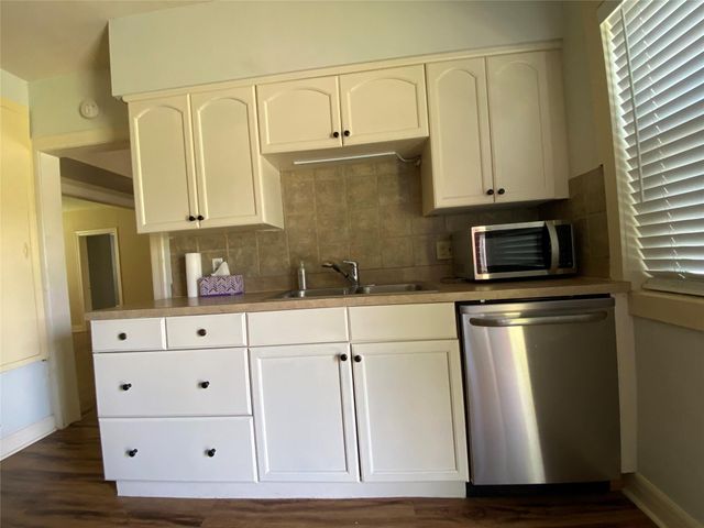 1918 Sul Ross Street B, Houston, TX 77098