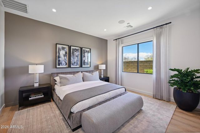 13004 E HARPER Drive, Scottsdale, AZ 85255