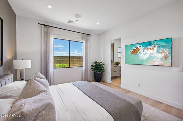 13004 E HARPER Drive, Scottsdale, AZ 85255