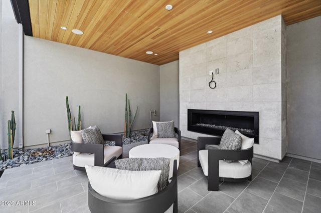 13004 E HARPER Drive, Scottsdale, AZ 85255
