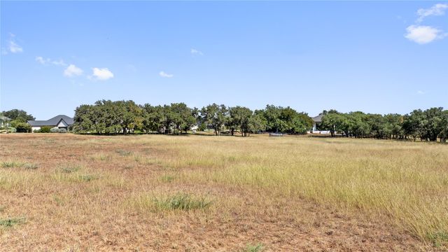 26204 Madison DR, Spicewood, TX 78669