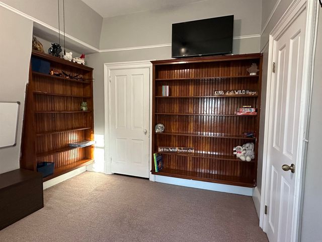 300 E Union Street, Manchester, IA 52057