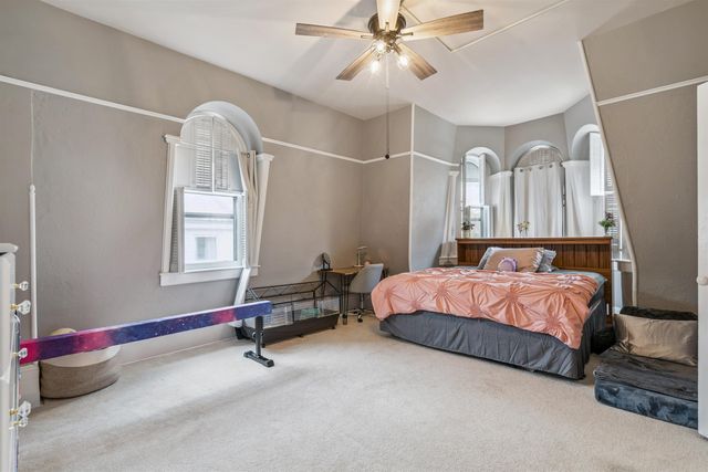 300 E Union Street, Manchester, IA 52057