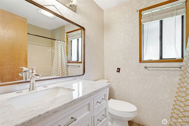 816 Vine Circle, Lynden, WA 98264