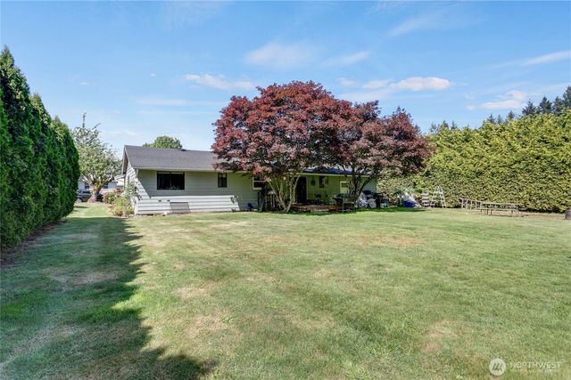 816 Vine Circle, Lynden, WA 98264