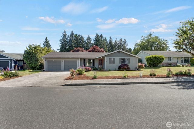 816 Vine Circle, Lynden, WA 98264