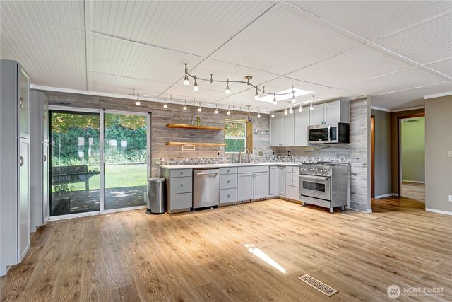 816 Vine Circle, Lynden, WA 98264