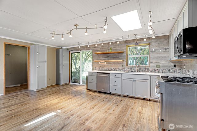 816 Vine Circle, Lynden, WA 98264