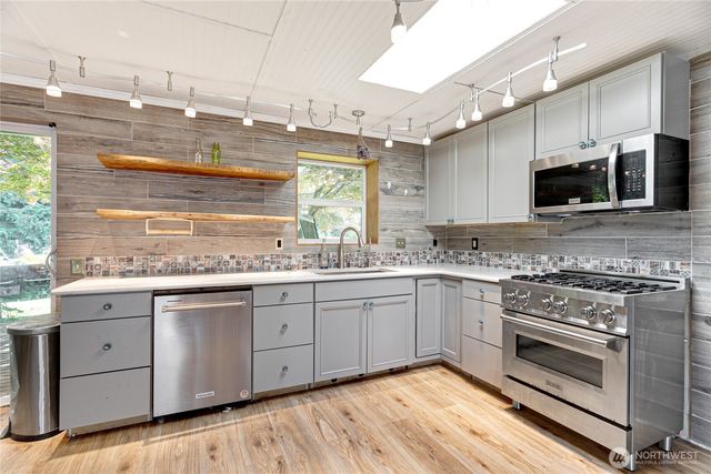 816 Vine Circle, Lynden, WA 98264