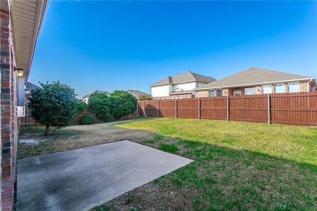 3817 Summersville Lane, Fort Worth, TX 76244