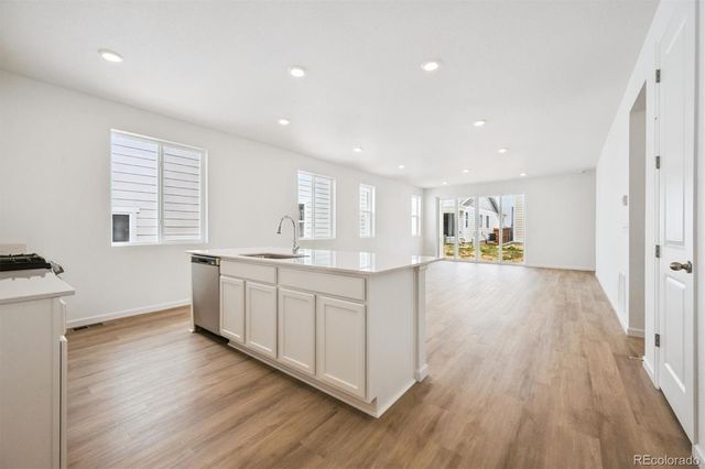 45933 Wood Thrush Avenue, Bennett, CO 80102