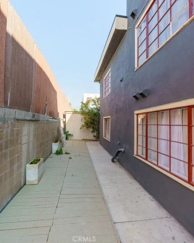 425 N Raymond Avenue, Pasadena, CA 91103
