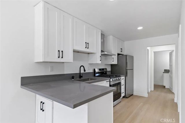 425 N Raymond Avenue, Pasadena, CA 91103