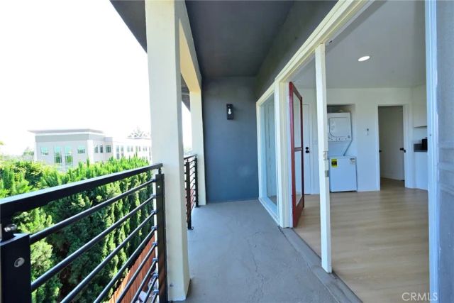 425 N Raymond Avenue, Pasadena, CA 91103