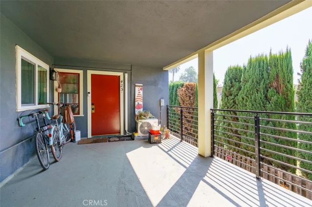 425 N Raymond Avenue, Pasadena, CA 91103