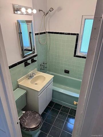 152-61 11th Avenue, Whitestone, NY 11357