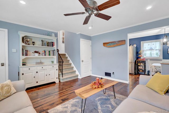 96 Washington Avenue, Islip Terrace, NY 11752