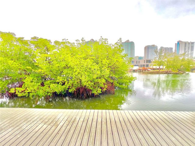 245 Poinciana Island Dr 505, Sunny Isles Beach, FL 33160