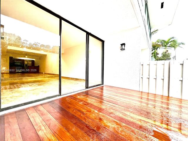 245 Poinciana Island Dr 505, Sunny Isles Beach, FL 33160