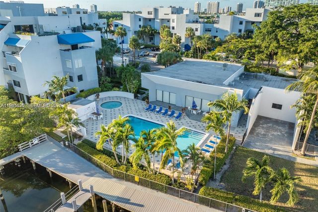 245 Poinciana Island Dr 505, Sunny Isles Beach, FL 33160