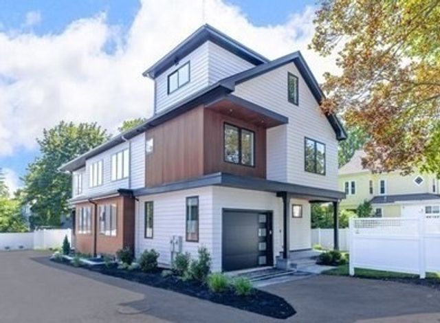 12 Pennsylvania 12, Newton, MA 02461