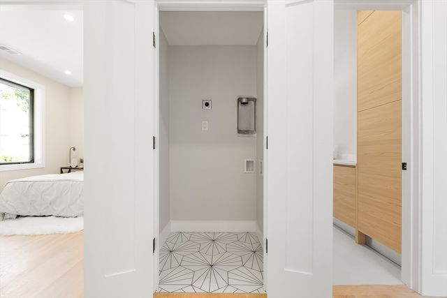 12 Pennsylvania 12, Newton, MA 02461