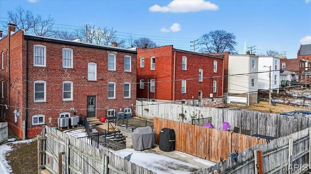 1448 Tamm Avenue 1S, St Louis, MO 63139