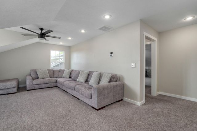 676 Greer Avenue, Nixa, MO 65714