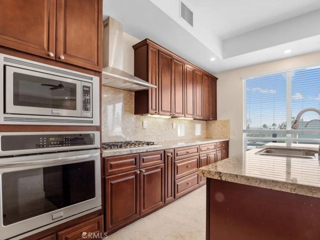 568 Via Pueblo, Riverside, CA 92507
