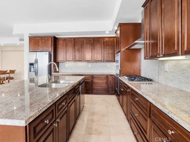 568 Via Pueblo, Riverside, CA 92507