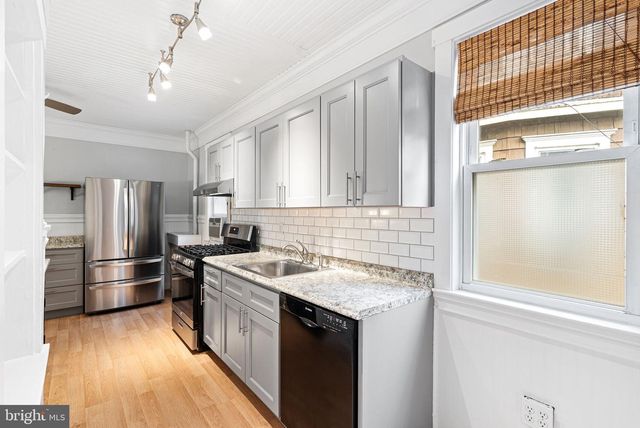 220 HOLLYWOOD DR, Hamilton, NJ 08609