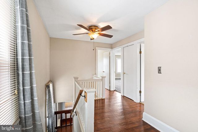 220 HOLLYWOOD DR, Hamilton, NJ 08609