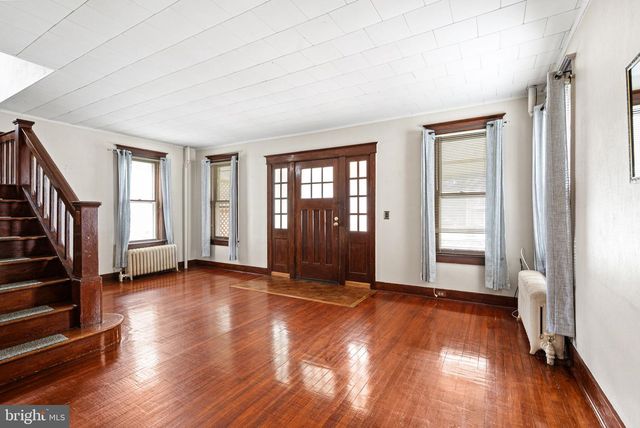 220 HOLLYWOOD DR, Hamilton, NJ 08609