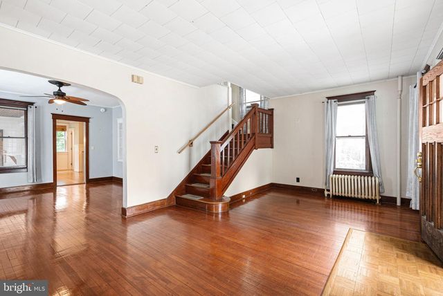 220 HOLLYWOOD DR, Hamilton, NJ 08609