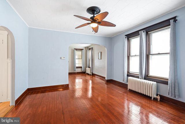 220 HOLLYWOOD DR, Hamilton, NJ 08609