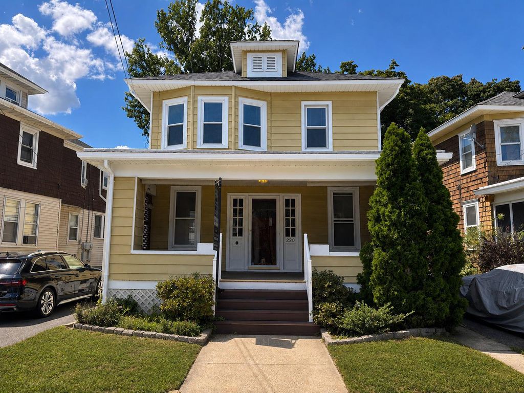 220 HOLLYWOOD DR, Hamilton, NJ 08609