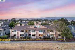 197 Lakeshore Ct, Richmond, CA 94804