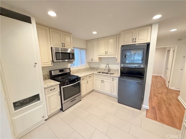 903 N Orange Grove 1, Pasadena, CA 91103