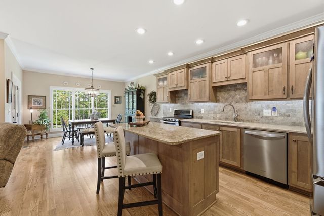 25 Dry Fork Dr, Winchester, TN 37398
