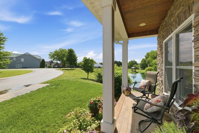 25 Dry Fork Dr, Winchester, TN 37398