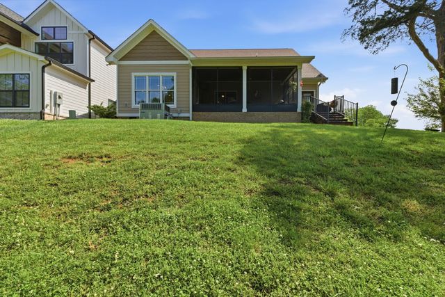 25 Dry Fork Dr, Winchester, TN 37398