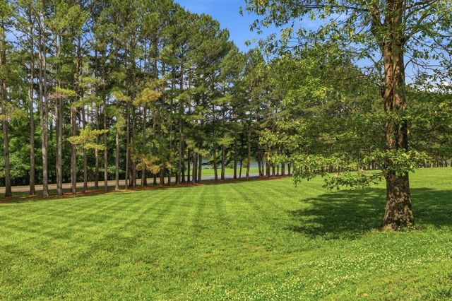 25 Dry Fork Dr, Winchester, TN 37398