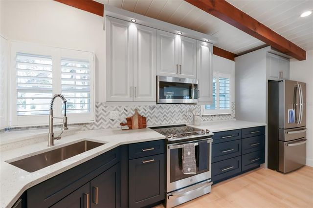 27150 DEL LANE, Bonita Springs, FL 34135
