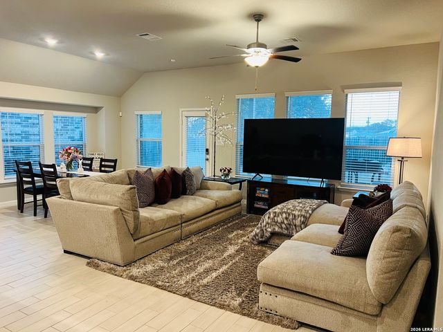 15003 Whitton Way, San Antonio, TX 78254