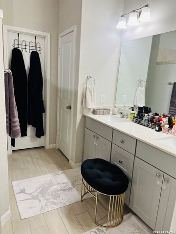 15003 Whitton Way, San Antonio, TX 78254