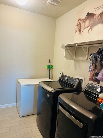 15003 Whitton Way, San Antonio, TX 78254