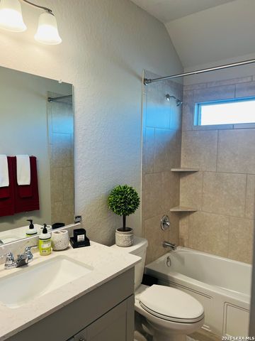 15003 Whitton Way, San Antonio, TX 78254