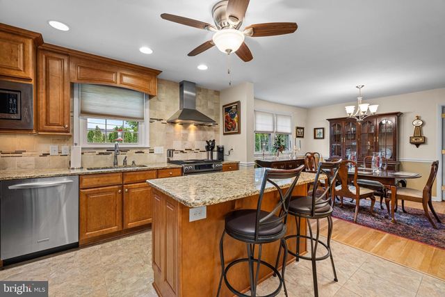 2528 RAVEN RD, Wilmington, DE 19810