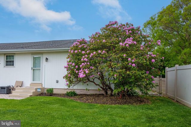 2528 RAVEN RD, Wilmington, DE 19810