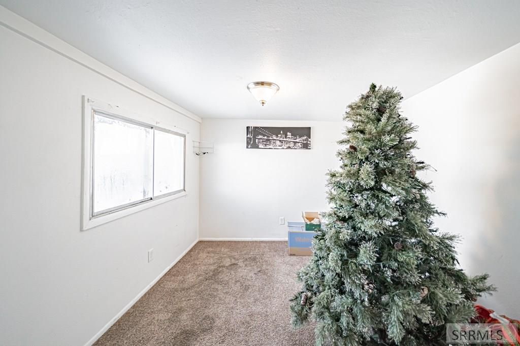 Image 13 of property listing at 446 W Hwy 39 # A, Blackfoot, ID 83221